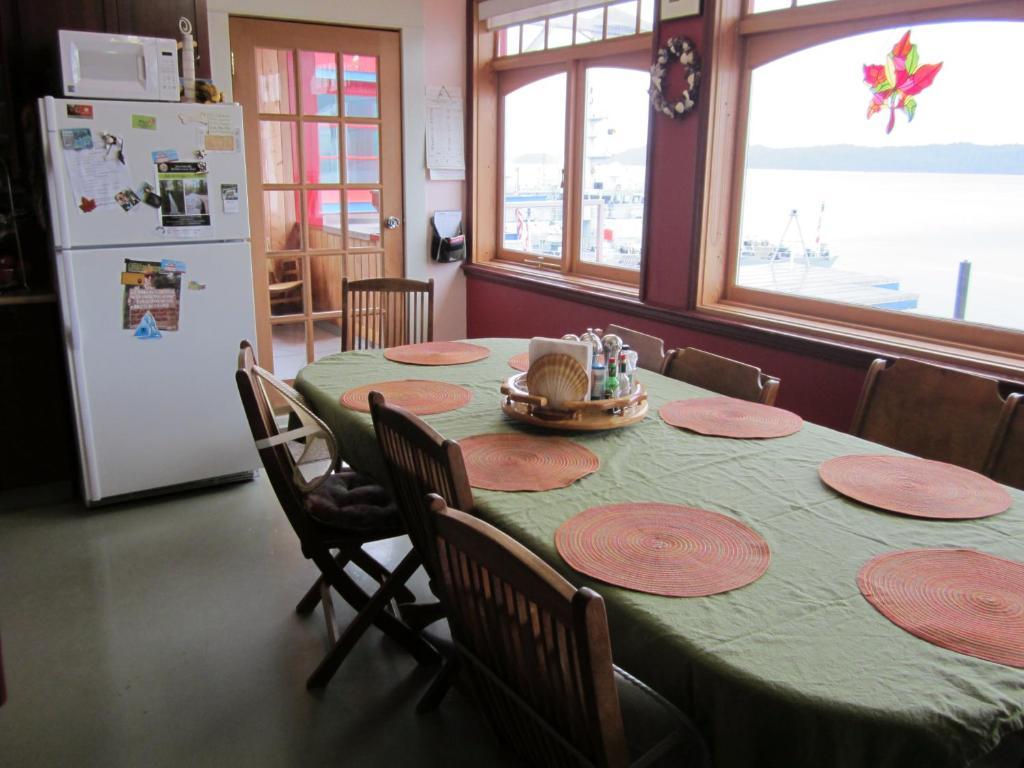 Eagle Bluff Lighthouse Bed & Breakfast Prince Rupert Bagian luar foto